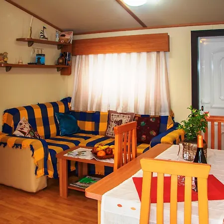 Prázdninový dům Mequedo Casa Azud *